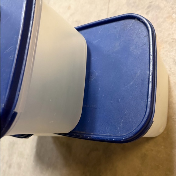 Tupperware Set with Navy Lids - Picture 3 of 3